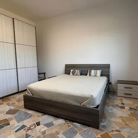 Family 3-bedroom Near Mxp & Maggiore - Parking * Sesto Calende