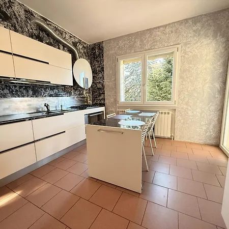 Family 3-bedroom Near Mxp & Maggiore - Parking * Sesto Calende