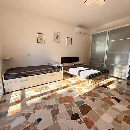 Family 3-bedroom Near Mxp & Maggiore - Parking *