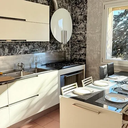 Family 3-bedroom Near Mxp & Maggiore - Parking * Sesto Calende