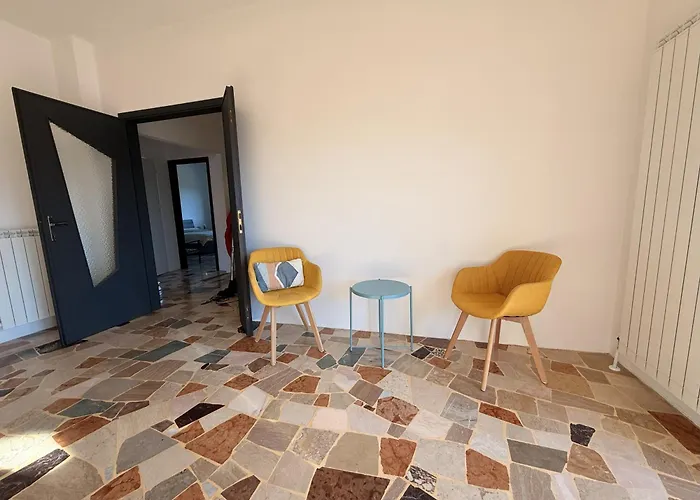 Lägenhet Family 3-bedroom Near Mxp & Maggiore - Parking