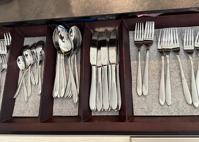 Family 3-bedroom Near Mxp & Maggiore - Parking شقة *