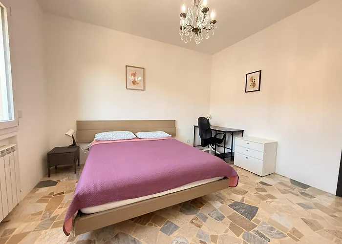 Family 3-bedroom Near Mxp & Maggiore - Parking شقة *